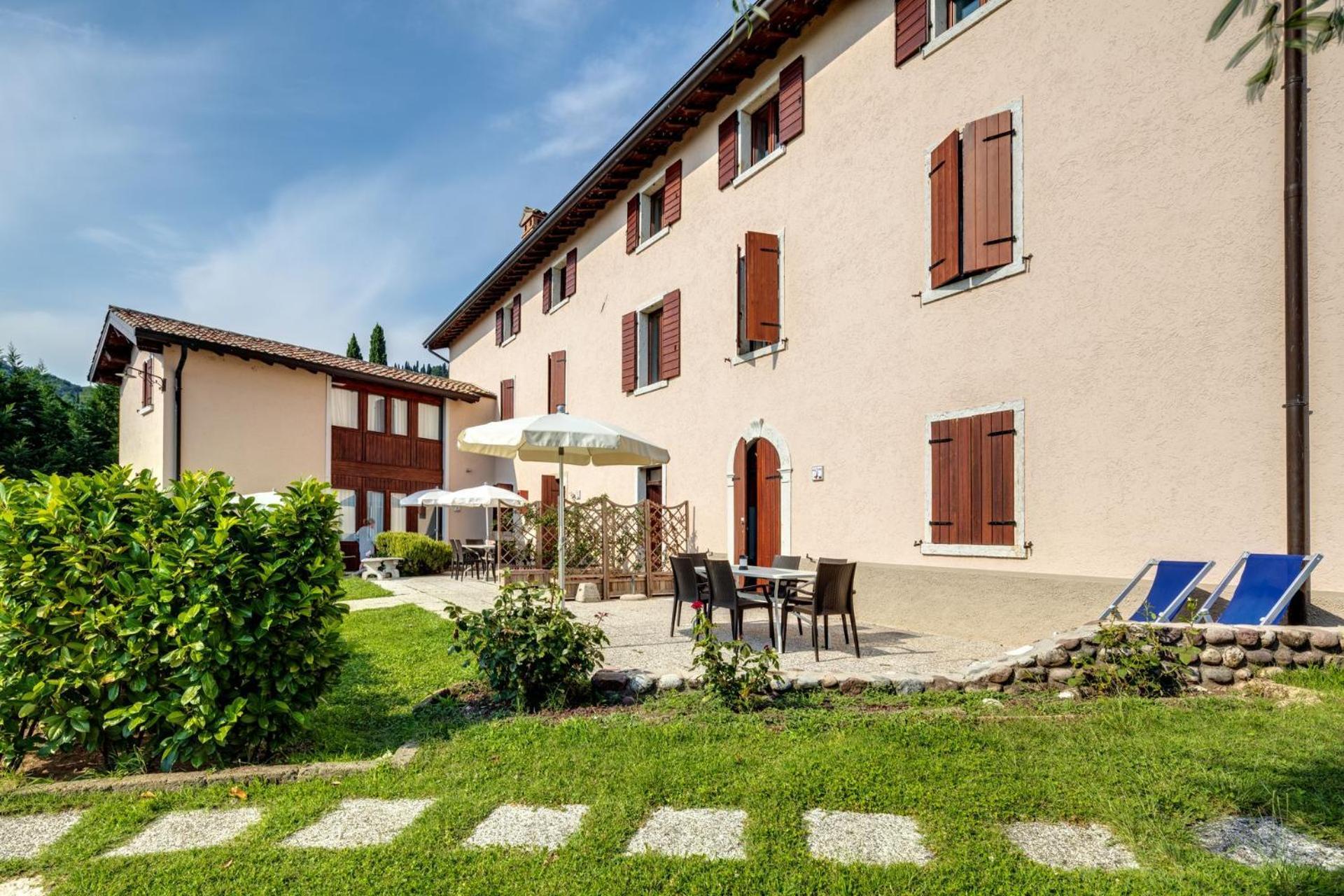 Appartamenti Ca' Mure Bardolino Exterior photo