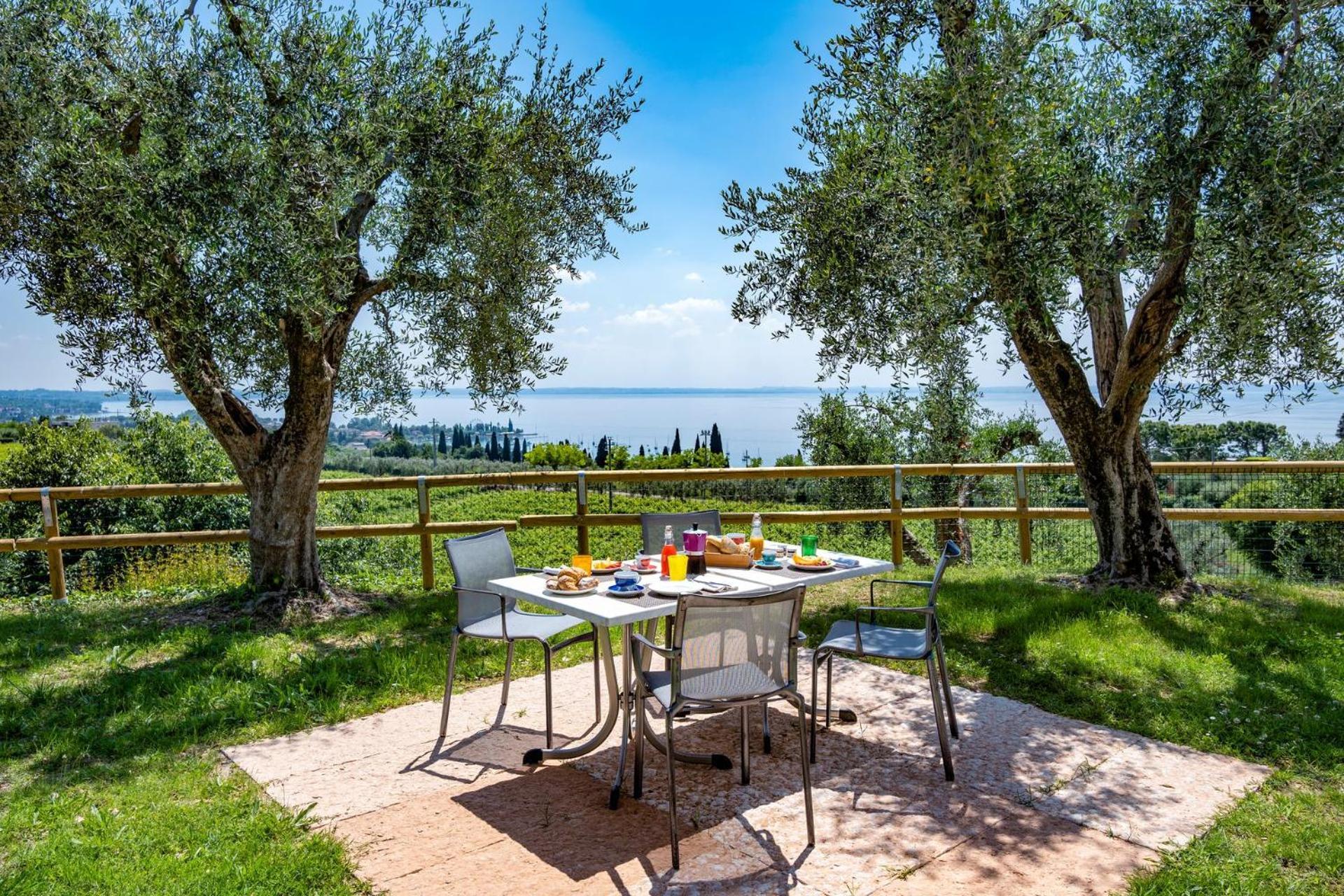 Appartamenti Ca' Mure Bardolino Exterior photo